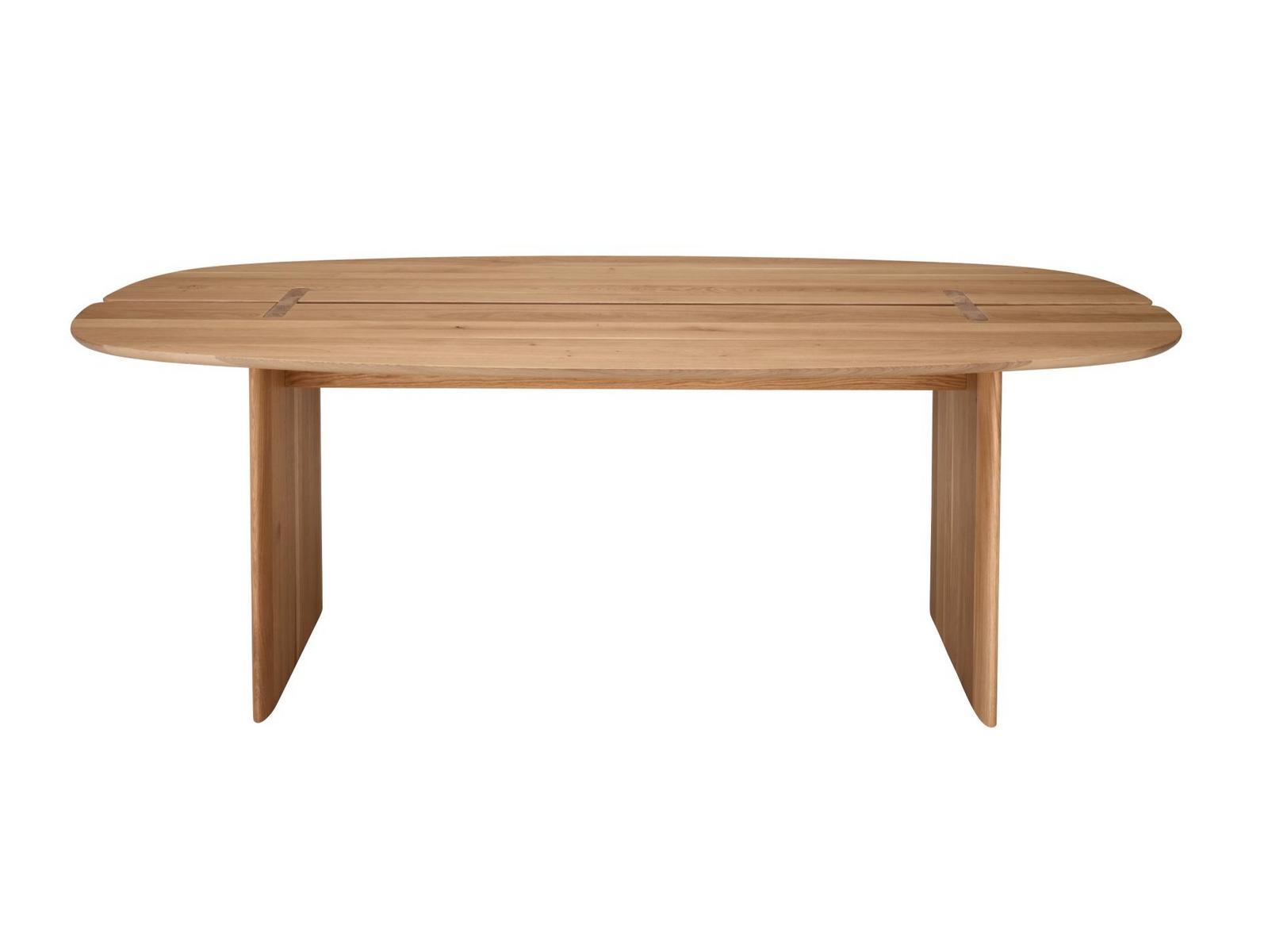 Oval solid wood dining table | Intervalle by Ligne Roset