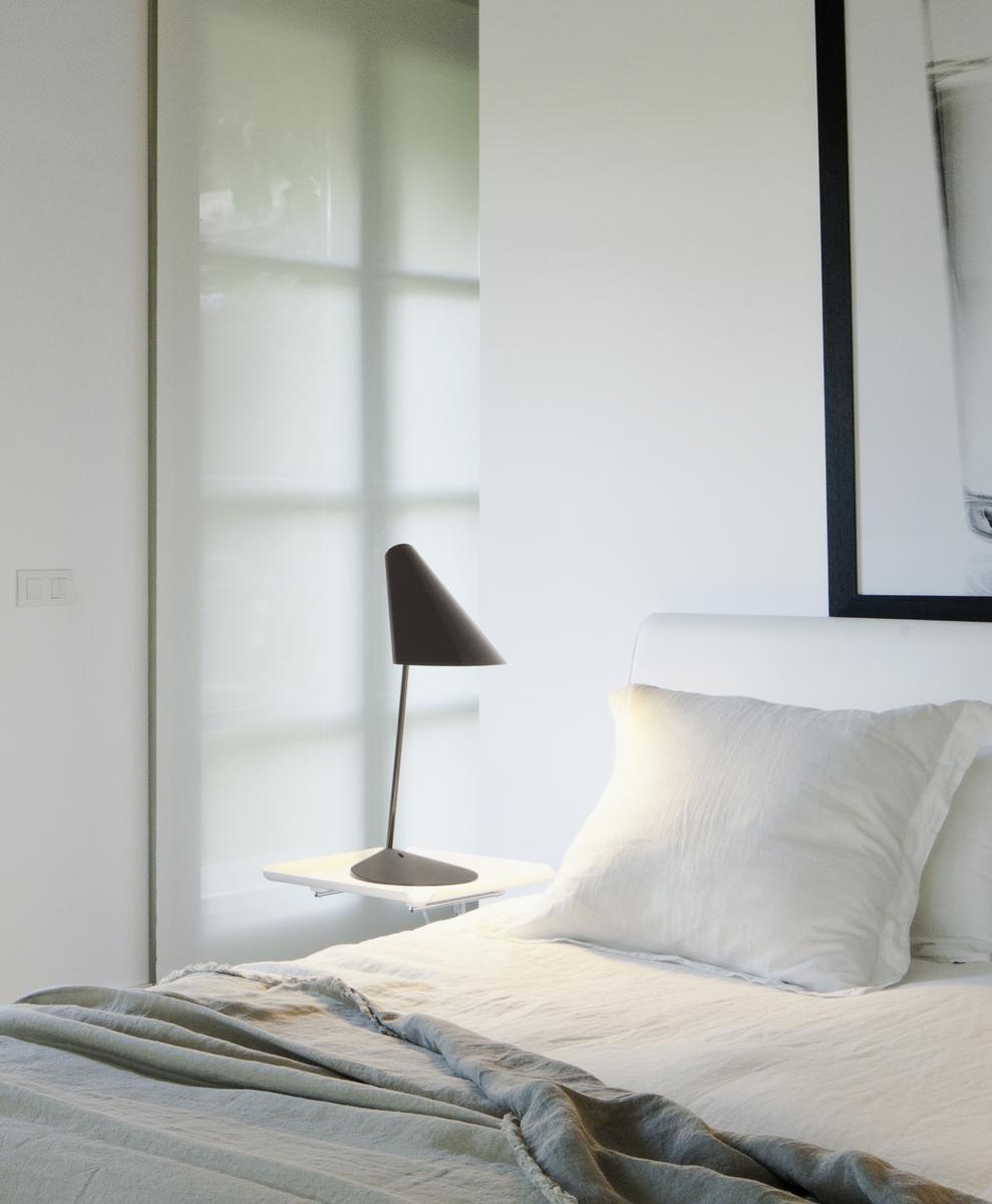 Polycarbonate table lamp | I.cono 0700 by Vibia