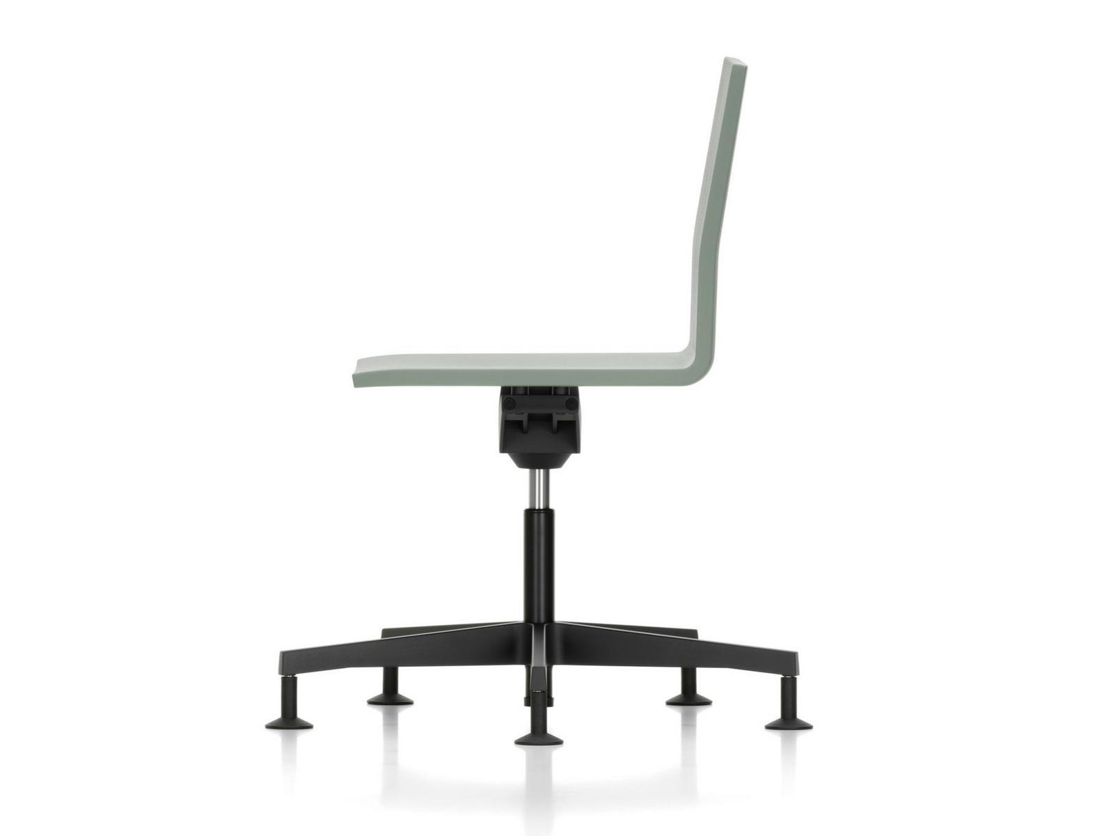 Swivel integral polyurethane foam office chair with 5-Spoke base | 0.04 by Vitra