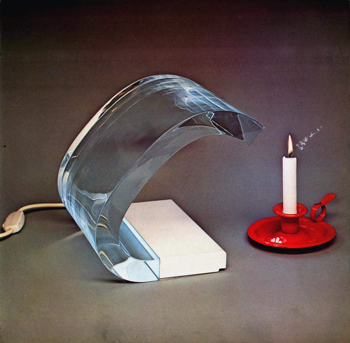 Indirect light PMMA table lamp | Acrilica - 281 by Oluce