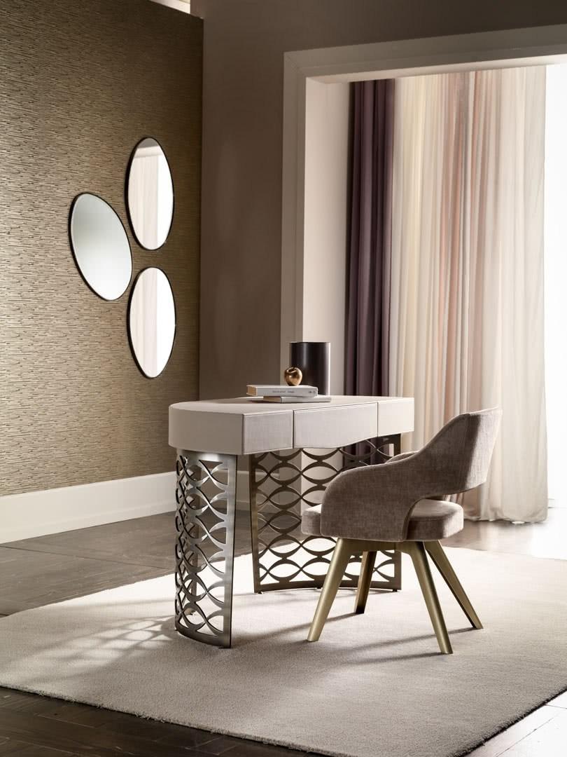 Leather writing desk with drawers | Isidoro by Cantori