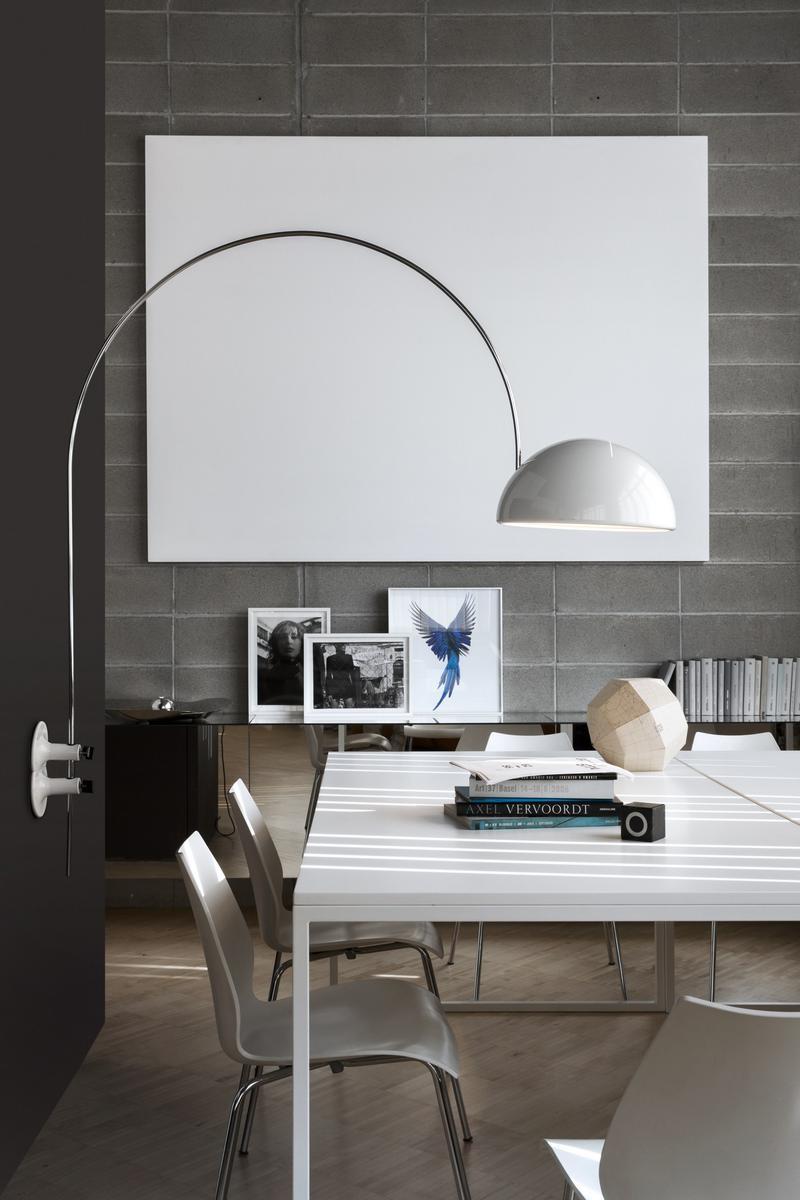 Direct light adjustable wall lamp | Coupé - 1159/r by Oluce