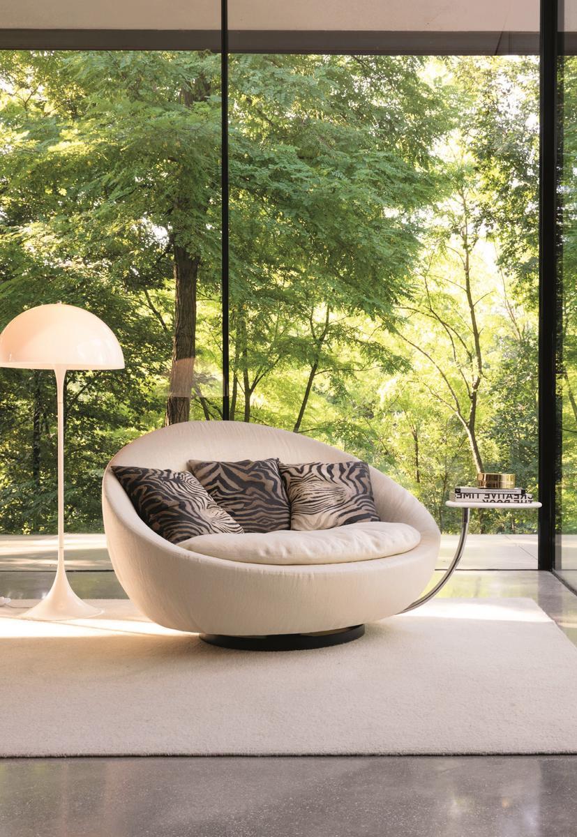 Swivel armchair | Lacoon by Desiree