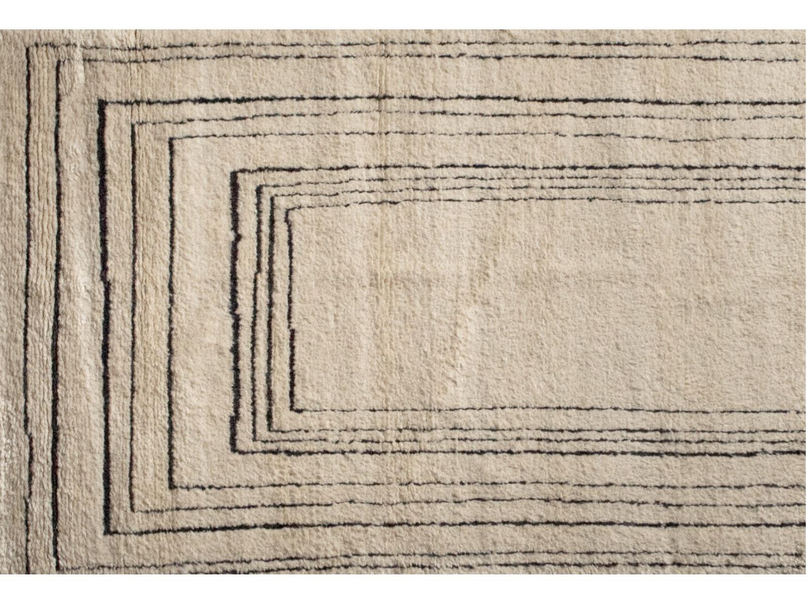 Patterned handmade wool rug | Berbère Pattern B by Baxter