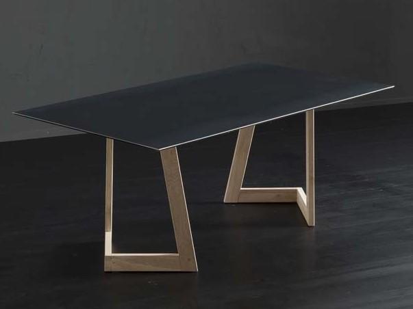 Rectangular iron dining table | Detroit + Seven by Altacorte