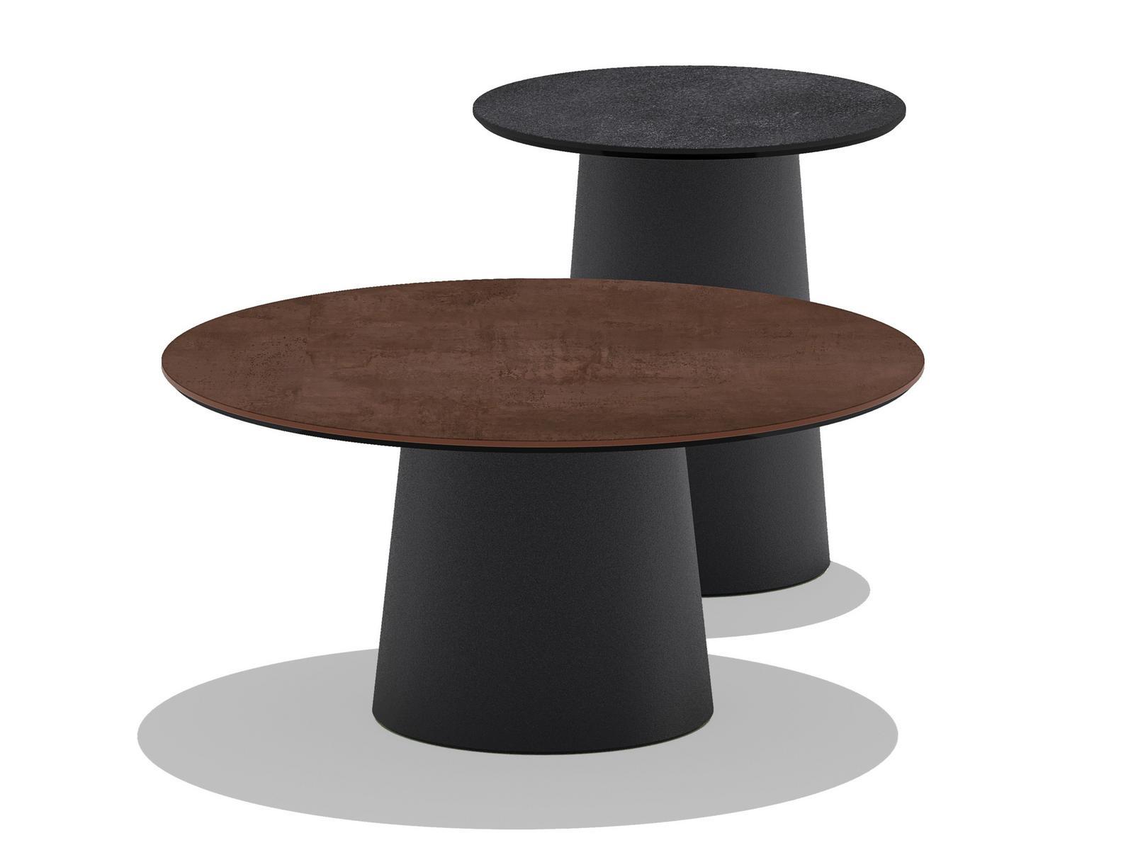 Round garden side table | Totem Outdoor by Sovet
