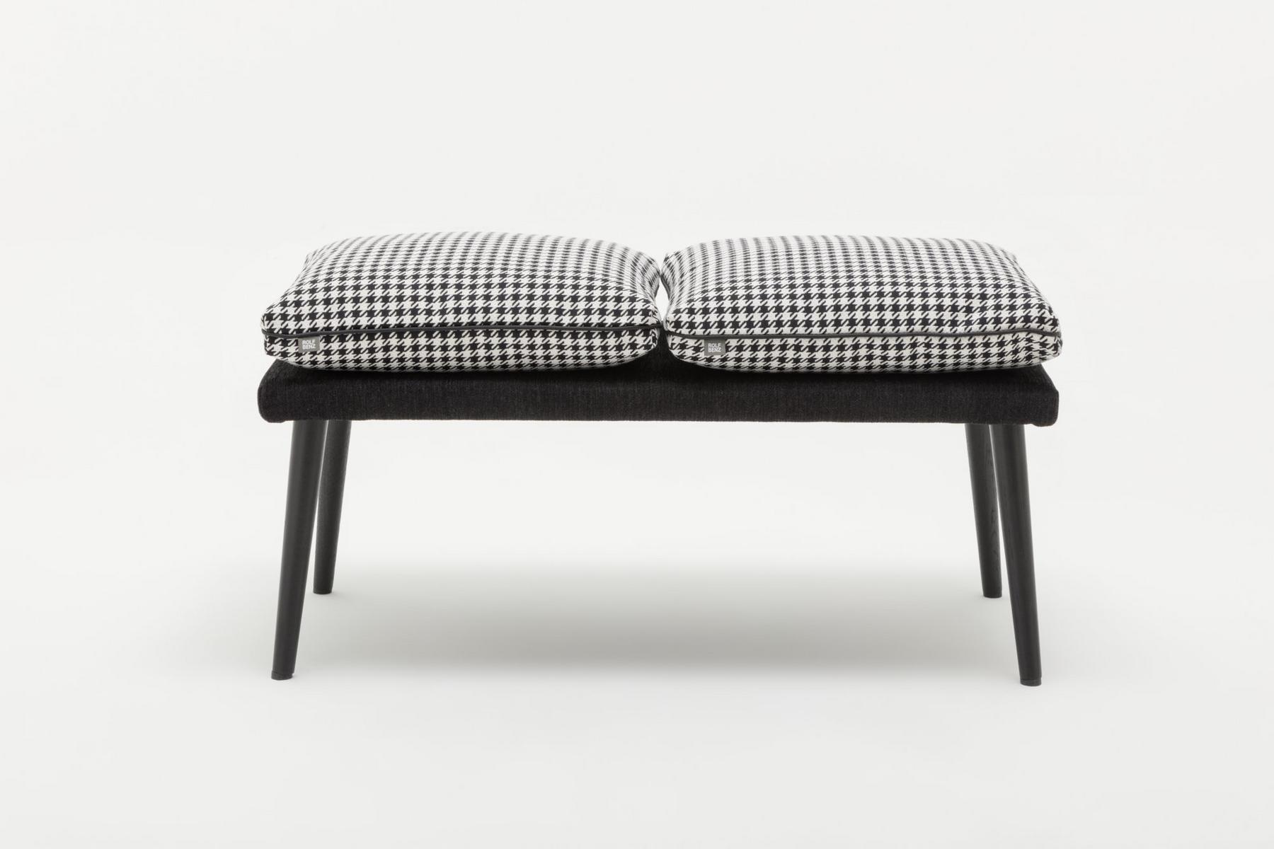 Upholstered fabric bench | 945 by Rolf Benz