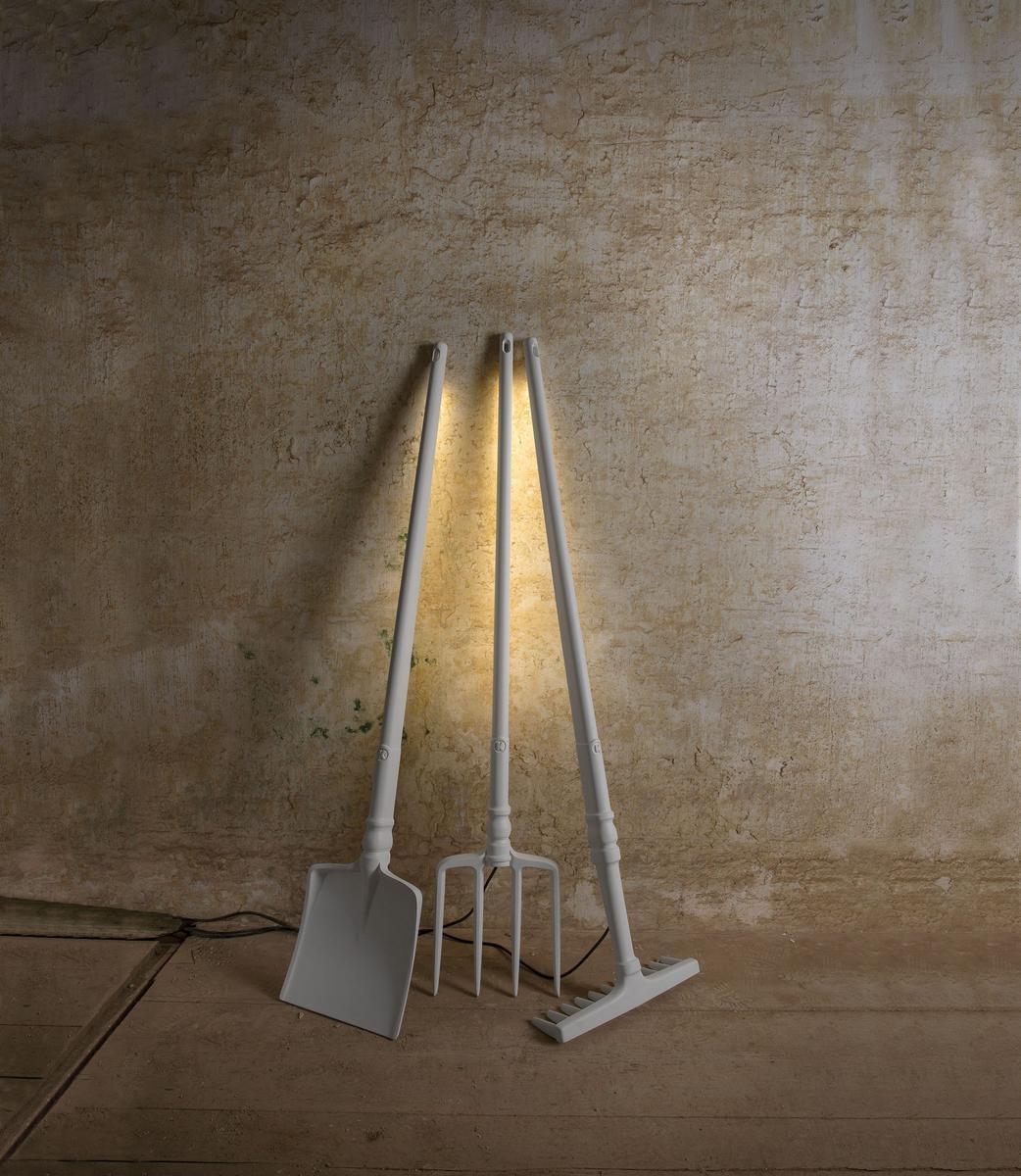 LED technopolymer floor lamp | Tobia by Karman