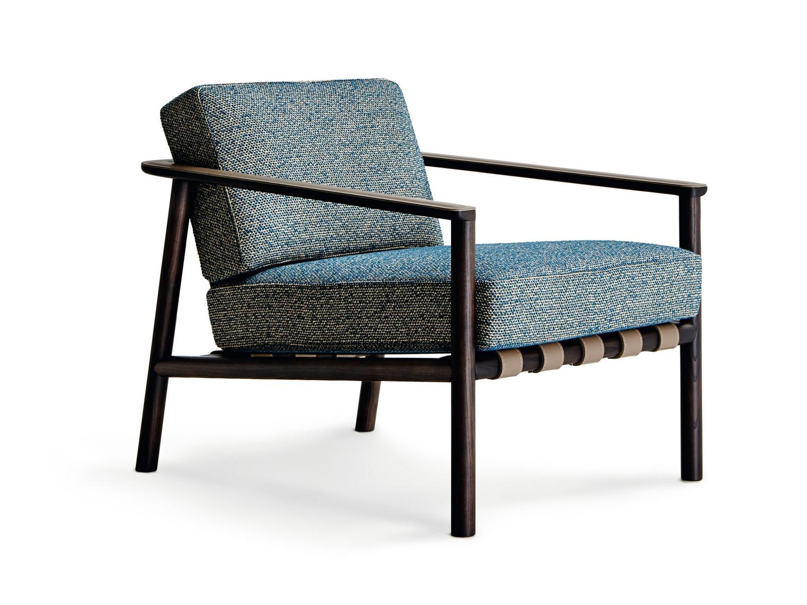 Ergonomic fabric armchair with armrests | Gillis by Molteni