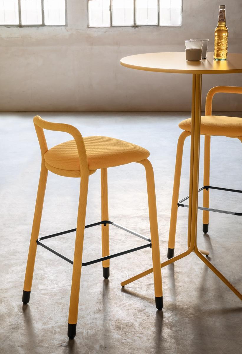 Fabric stool with footrest | Pippi by Midj