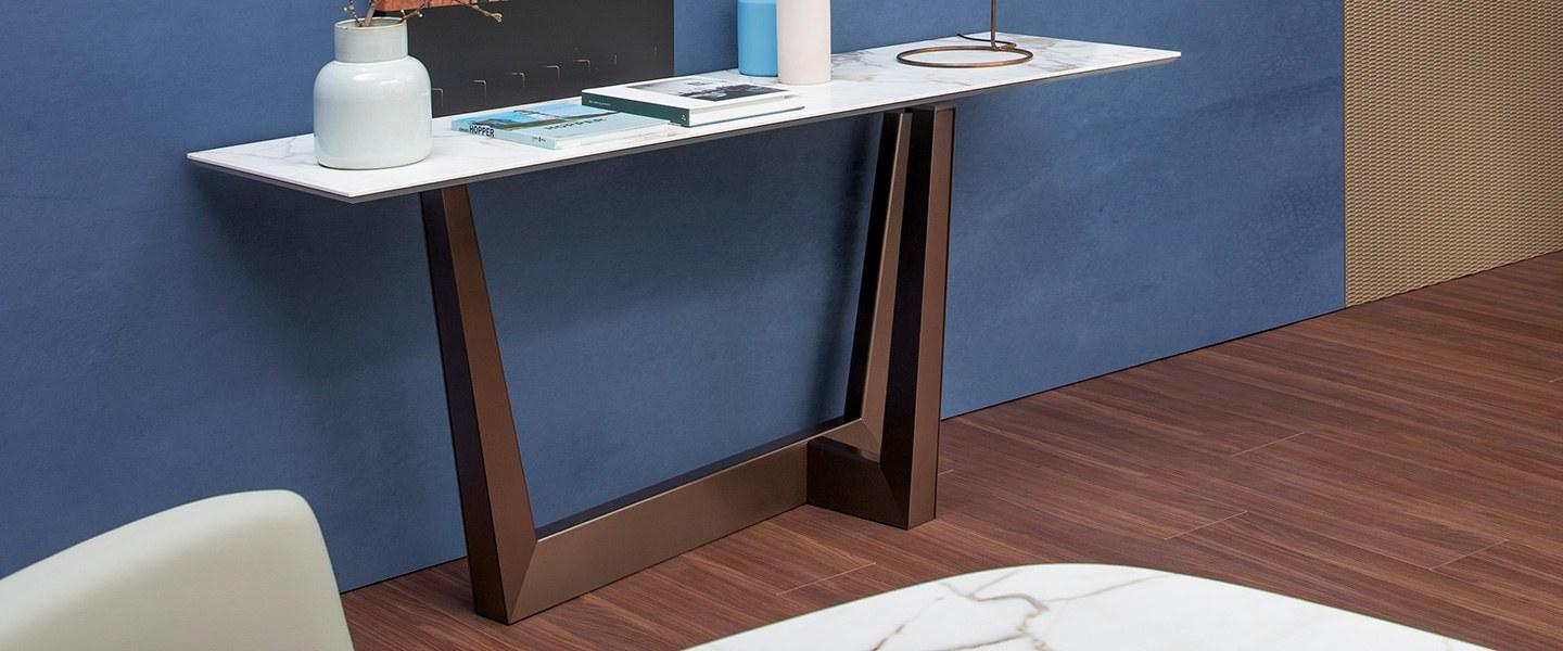 Rectangular console table | Art by Bonaldo