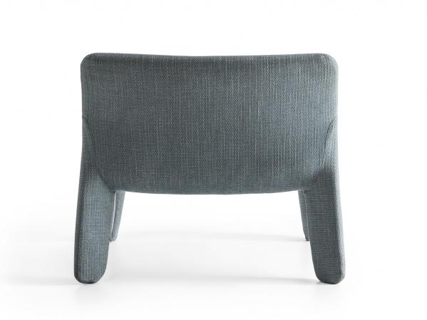 Fabric armchair with armrests | Glove-up by Molteni