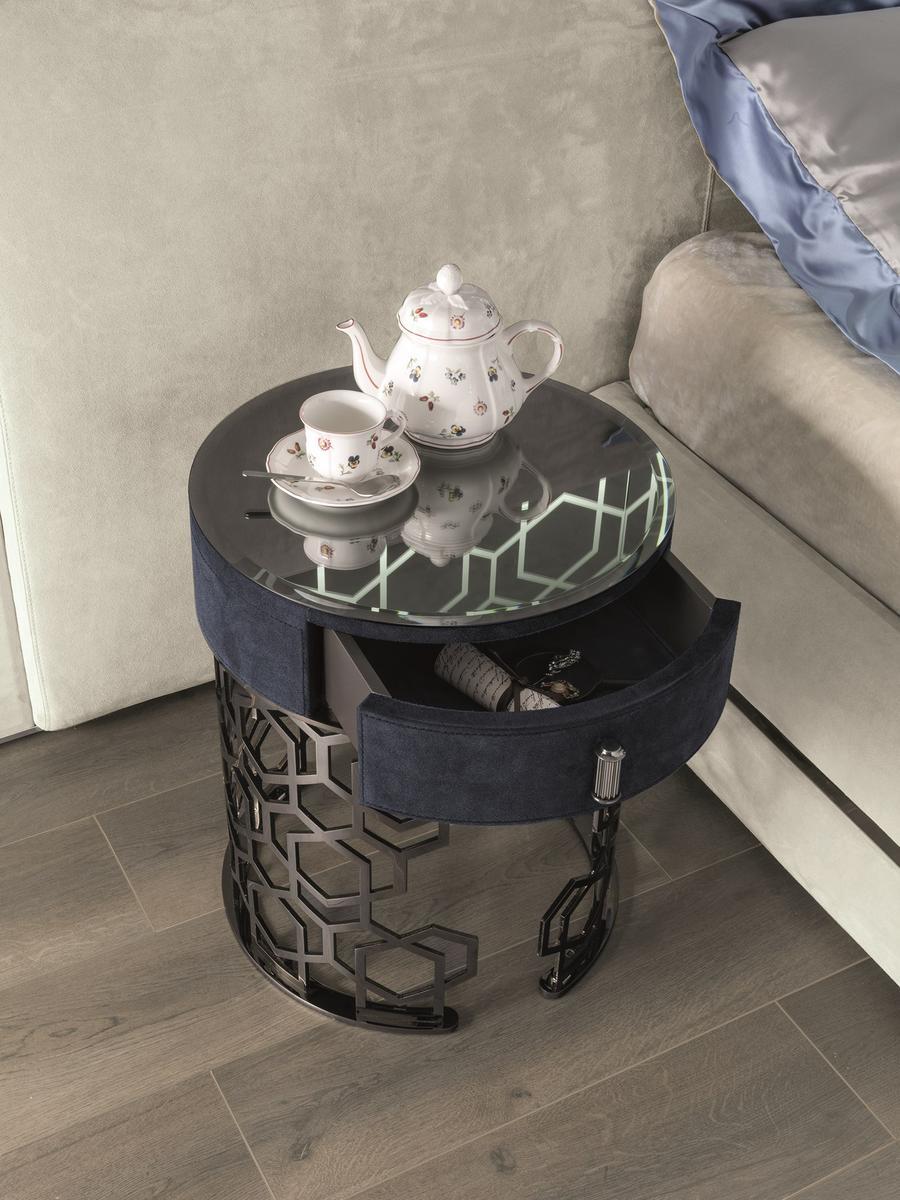 Round metal bedside table with drawers | Lucy by Longhi