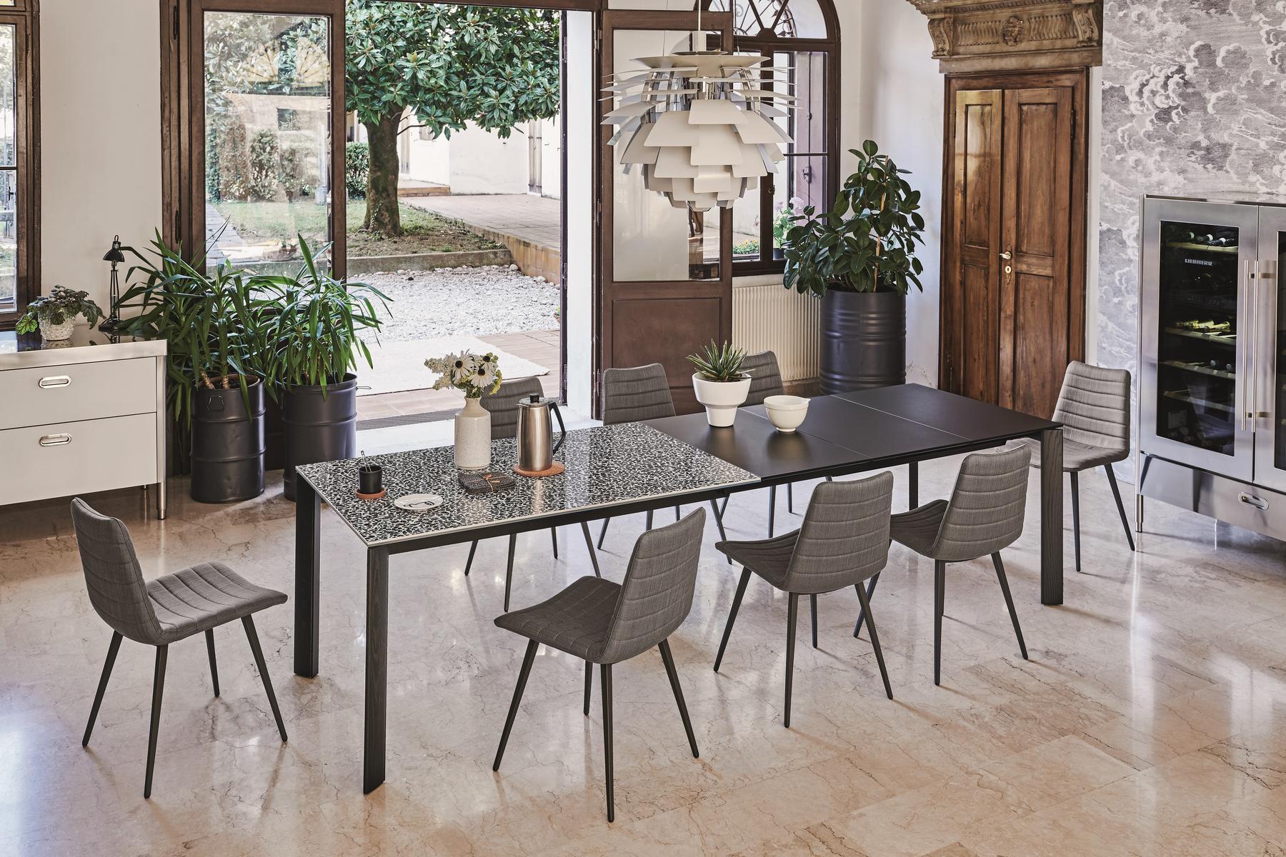 Extending rectangular table | Blade by Midj