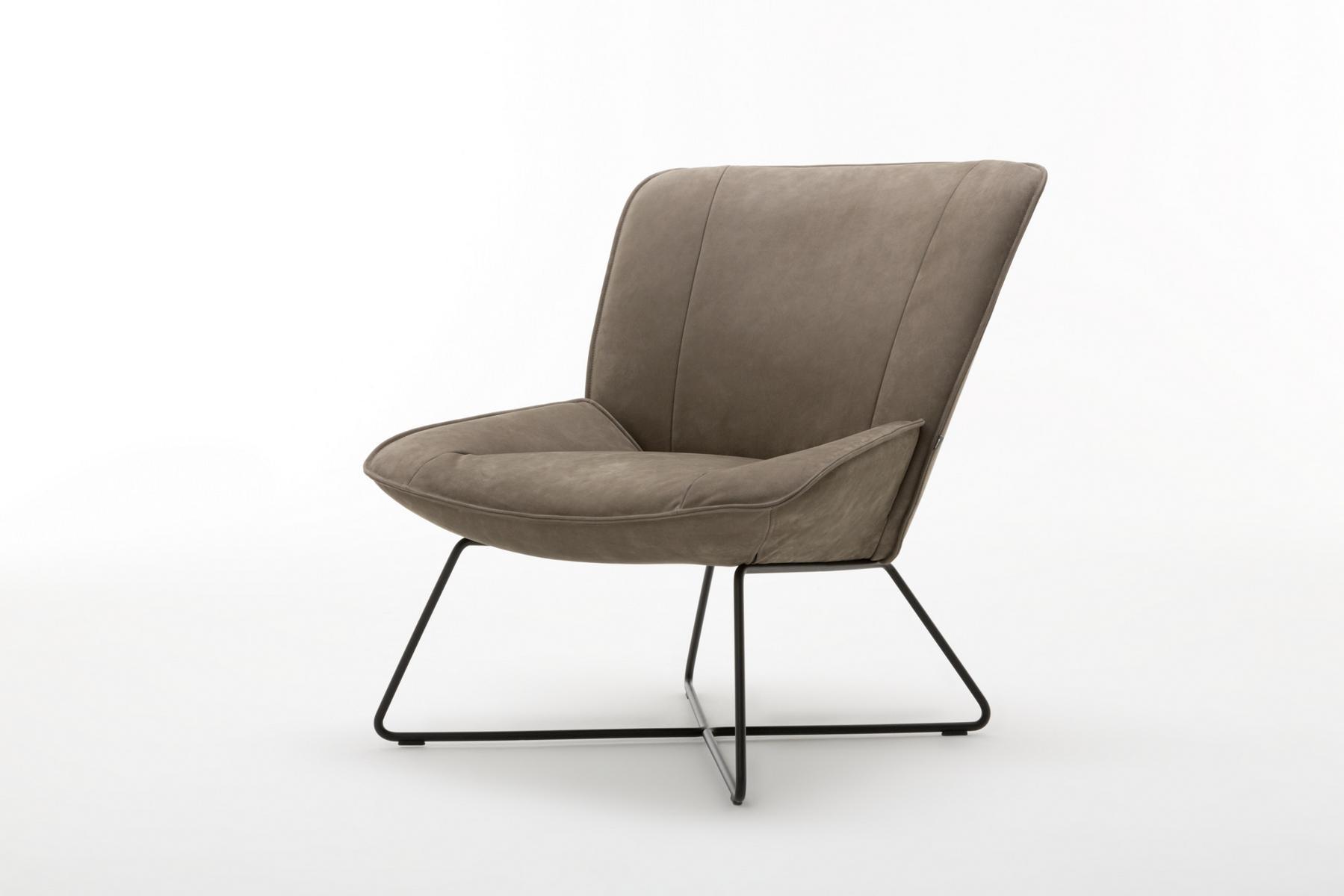 Upholstered leather armchair | 383 by Rolf Benz