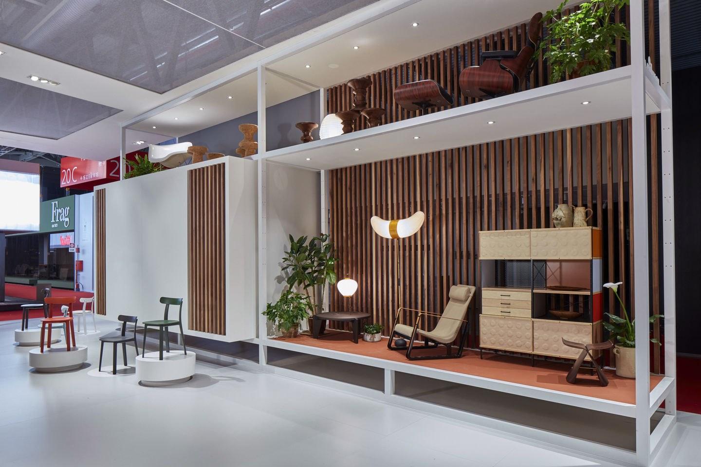 Japanese paper floor lamp | Akari Bb3-33s by Vitra