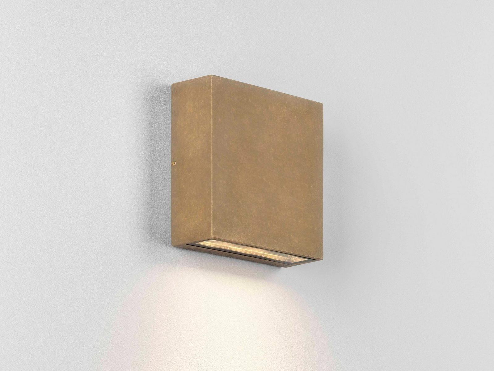 LED brass outdoor wall lamp | Elis Coastal Single by Astro lighting
