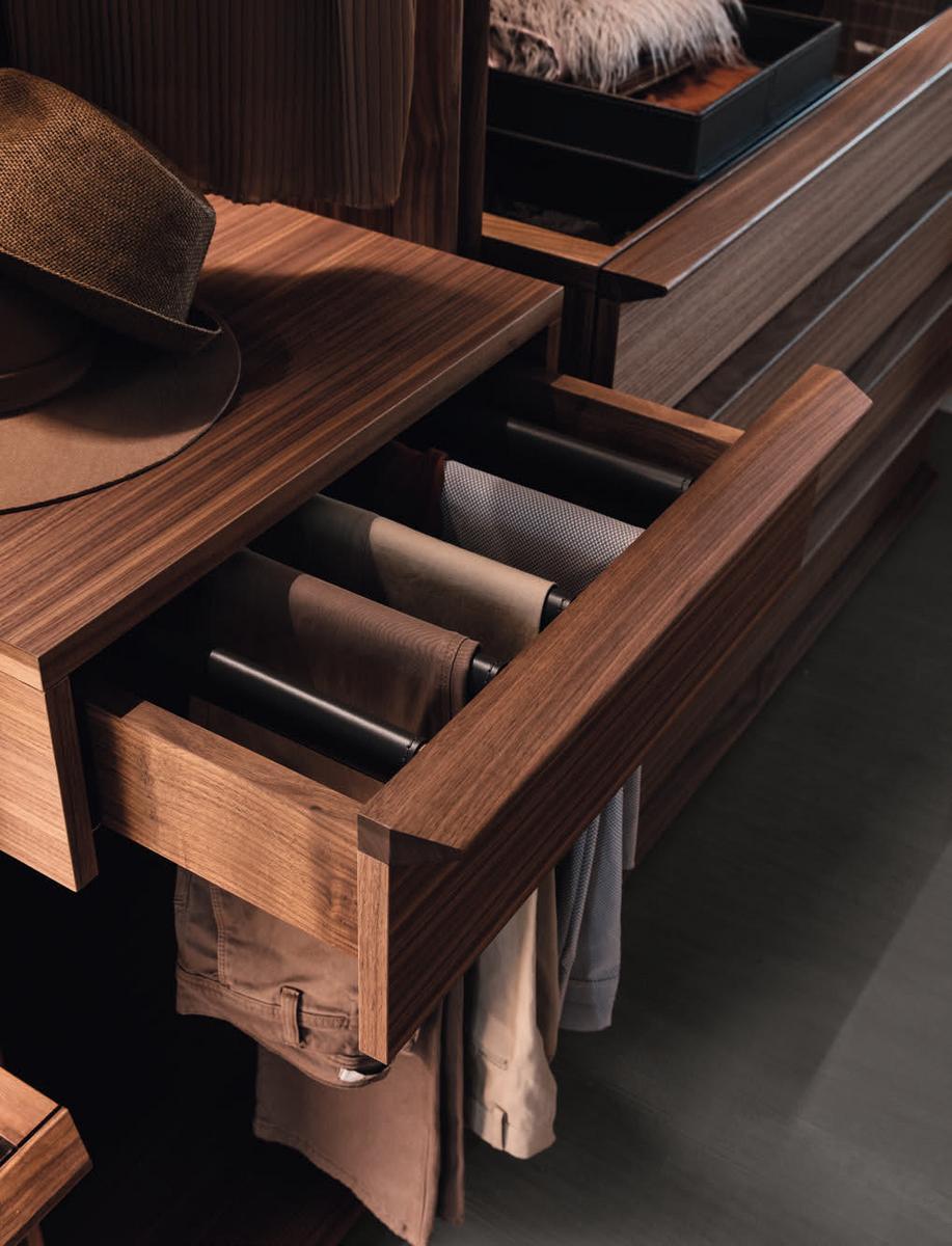 Sectional wooden walk-in wardrobe | My Suite by Porada