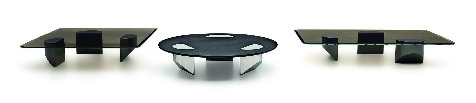 Low square glass coffee table | Wedge by Minotti