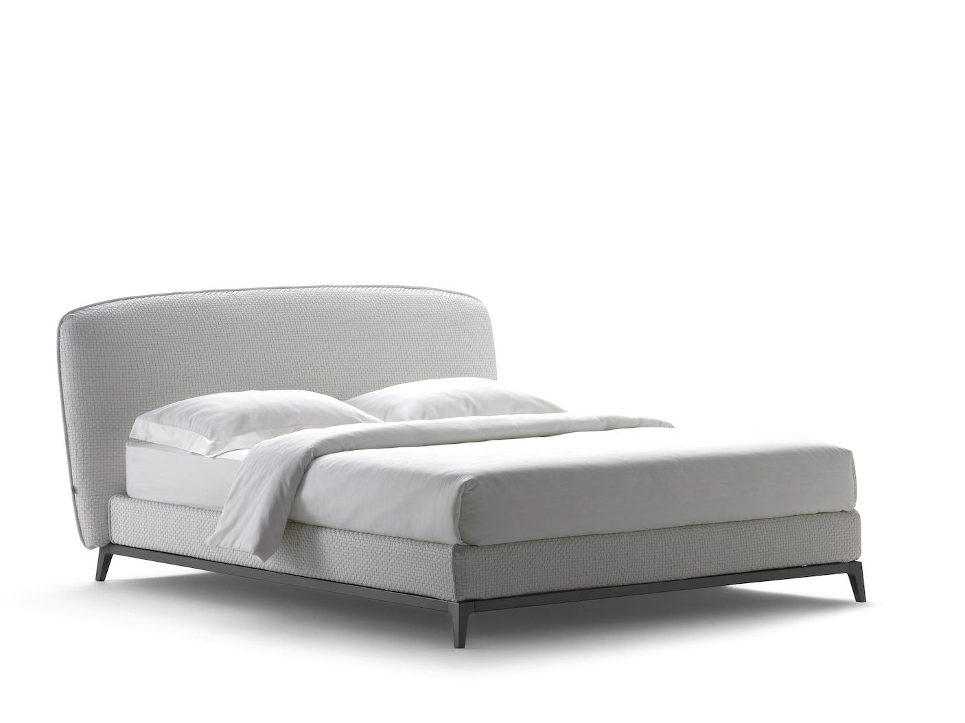 Leather double bed | Olivier by Flou