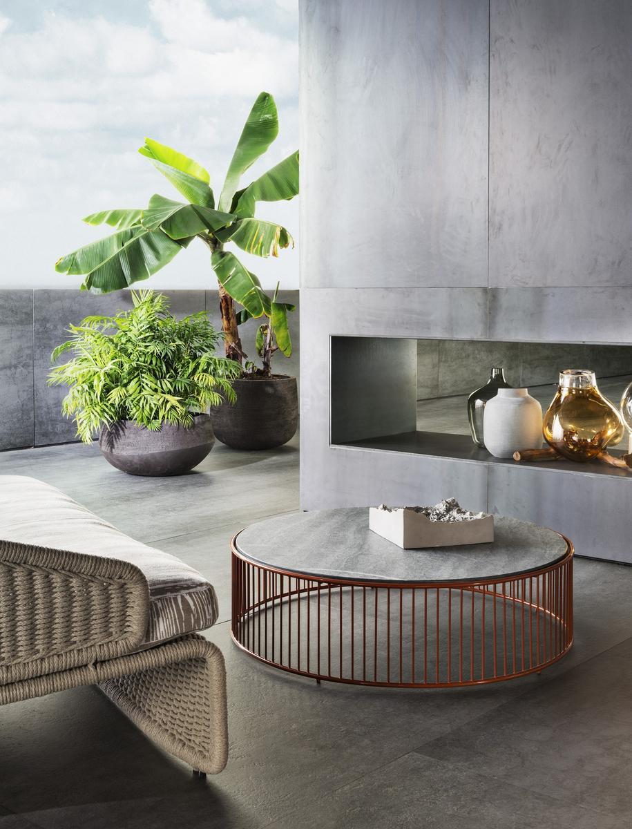 Outdoor side table | Caulfield Outdoor by Minotti