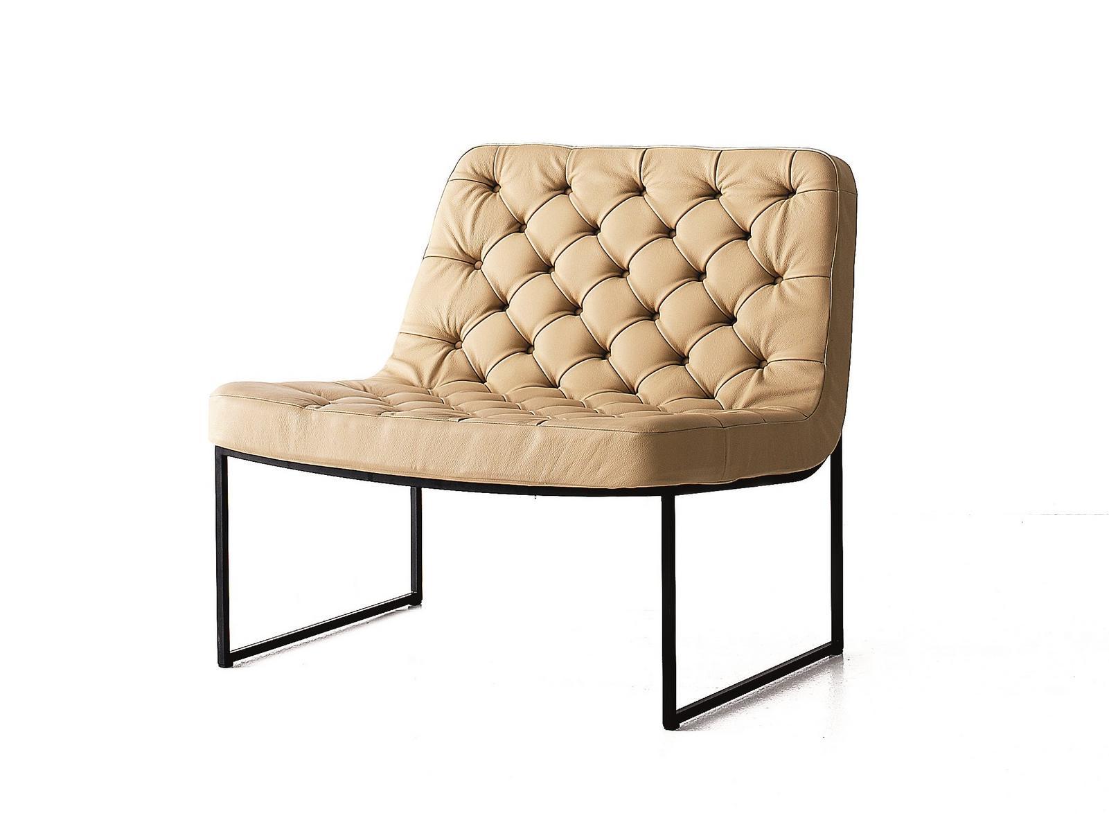 Sled base tufted upholstered leather armchair | Sella by Arflex