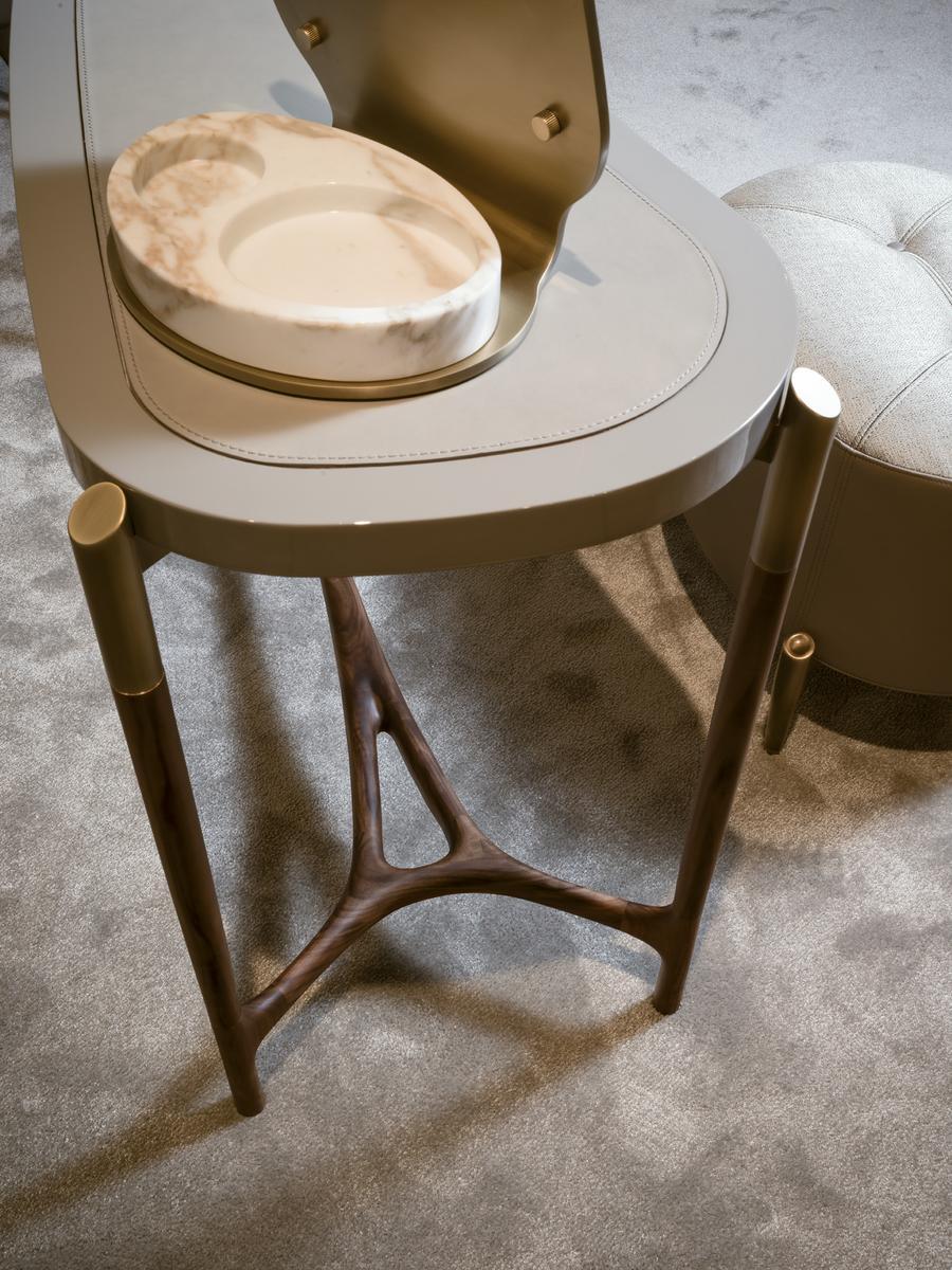 Walnut dressing table | Afrodite by Ezio Bellotti