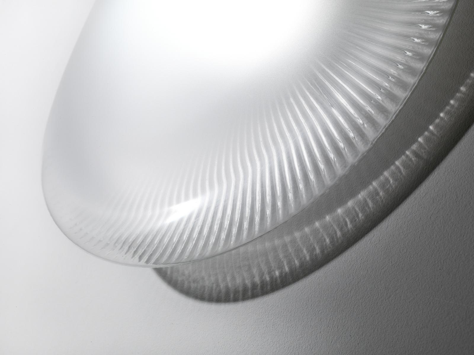 LED blown glass ceiling lamp | Loop by Fabbian