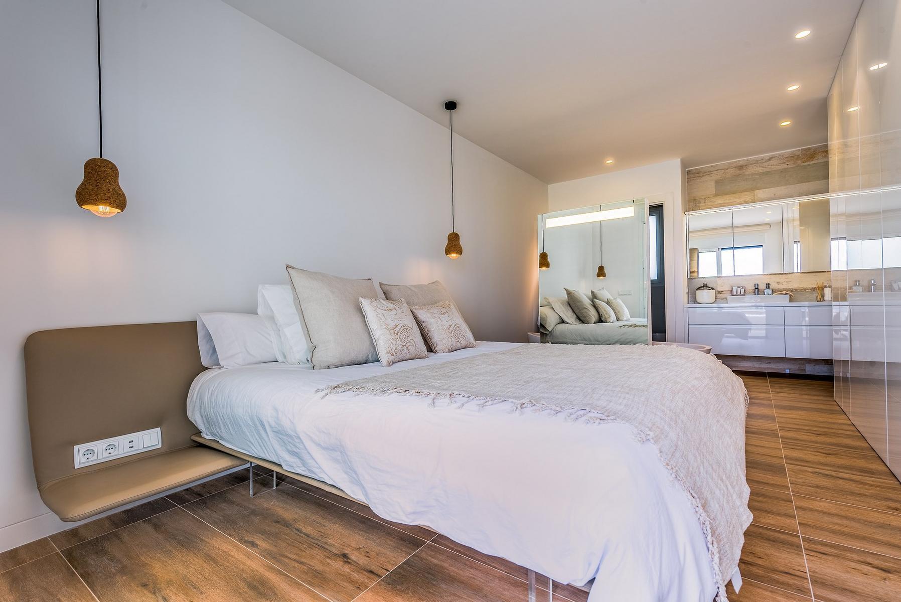 Direct light cork pendant lamp | Captain Cork by Dark