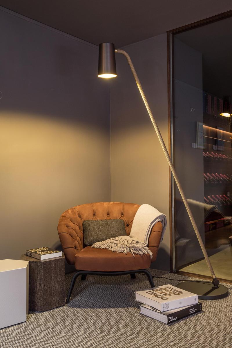Metal floor lamp | Up by Contardi