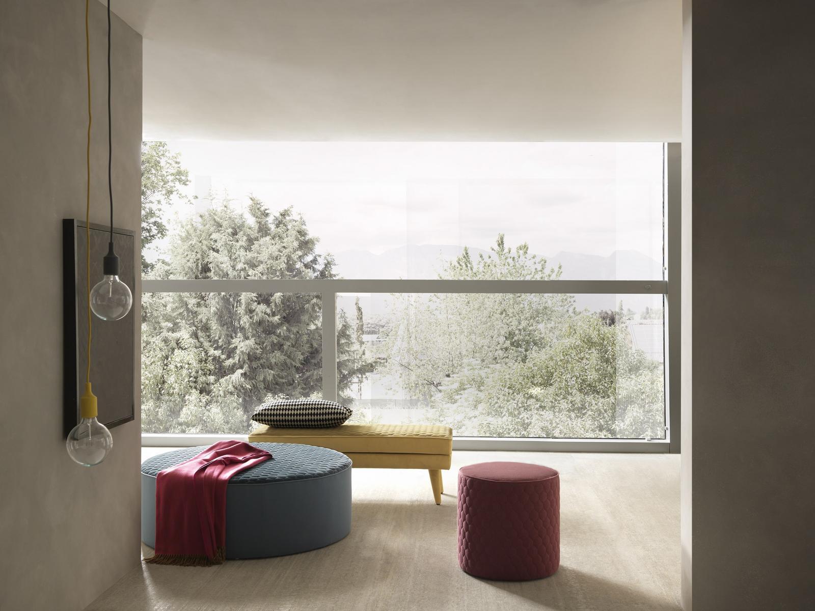 Contemporary style upholstered fabric bench | Corolle by Bolzan letti