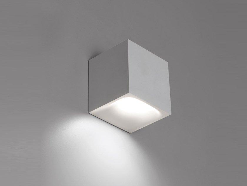 LED direct light aluminium wall light | Aede by Artemide