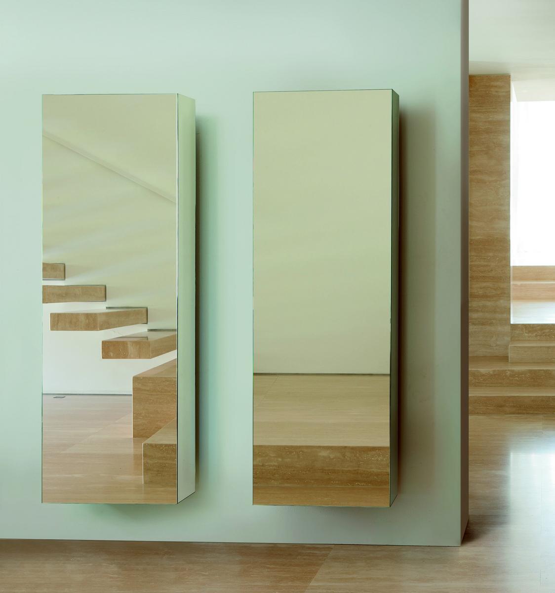 Wall-mounted coat rack with mirror | Camper by Porada