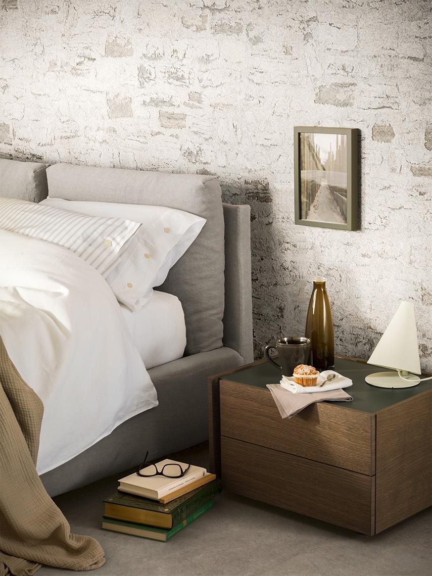 Velvet bed with upholstered headboard | Milano by ALF Dafre