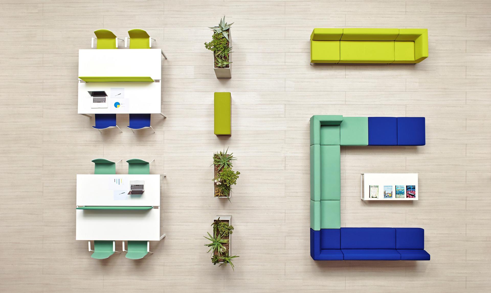 Swivel upholstered chair with 4-spoke base | Noa 727/2 by Pedrali