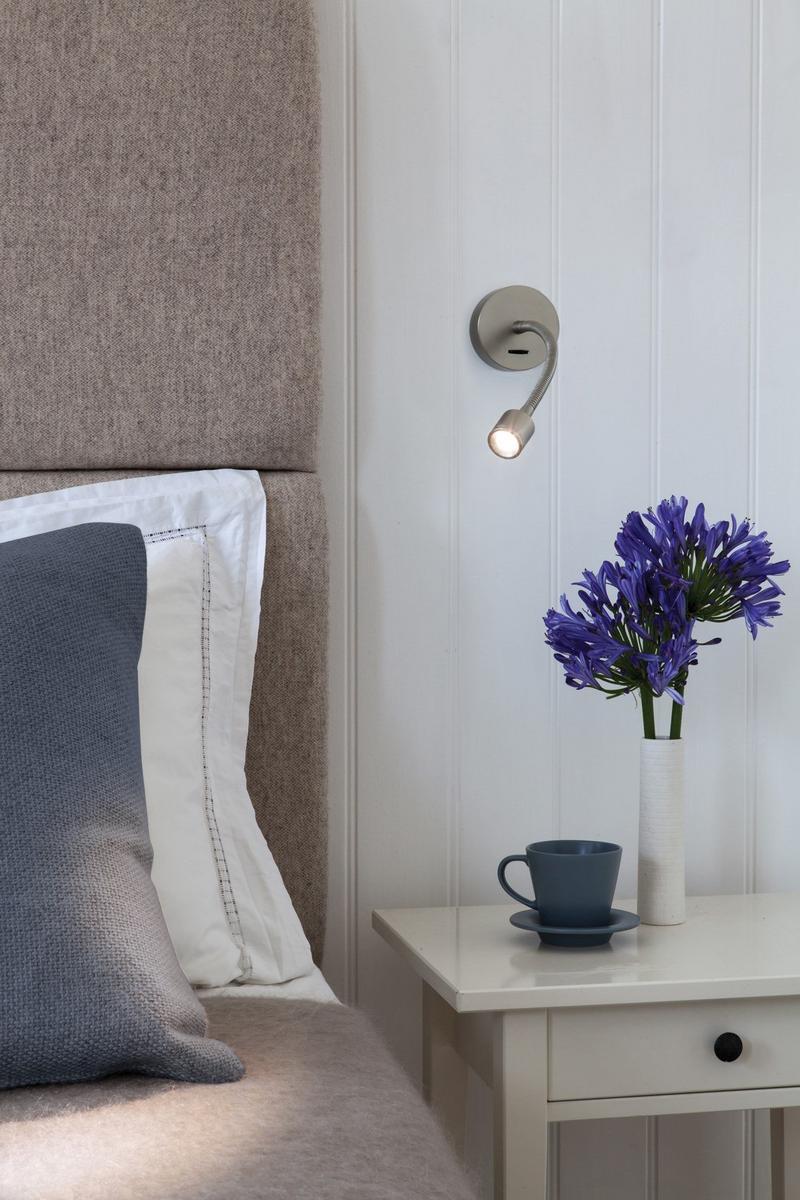 LED zinc reading lamp with swing arm | Fosso by Astro lighting