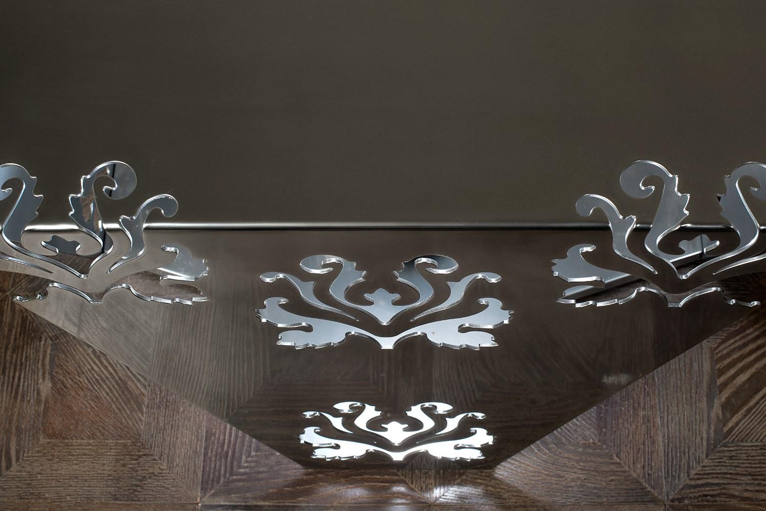 Square iron high side table | Macramé by Mantellassi 1926