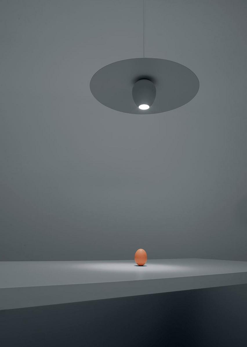 Metal pendant lamp | Ovonelpiatto by Davide Groppi