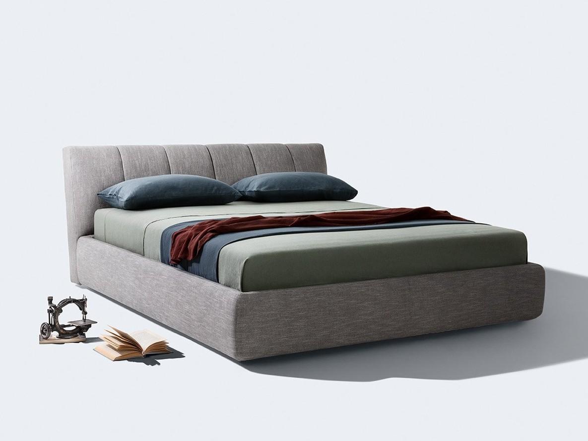 Upholstered fabric bed | Warp by Lema