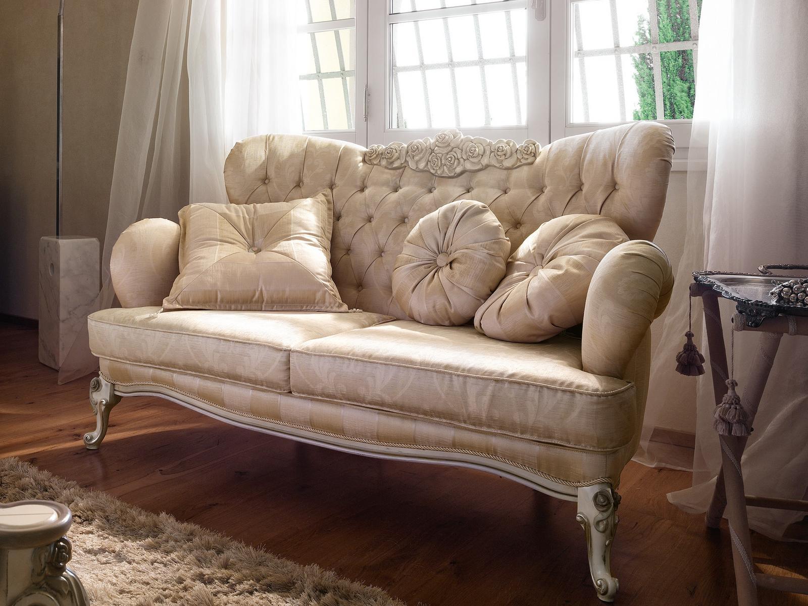 Tufted 2 seater sofa | Capri by Volpi