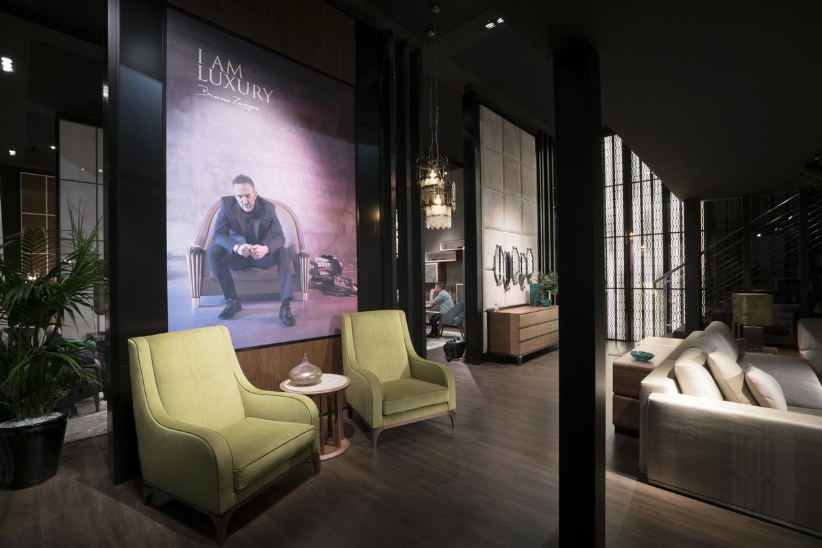 Fabric armchair with armrests | Ariel by Bruno Zampa