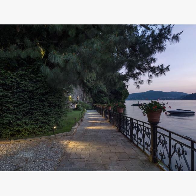 LED bollard light | Kix M Pin by Delta light