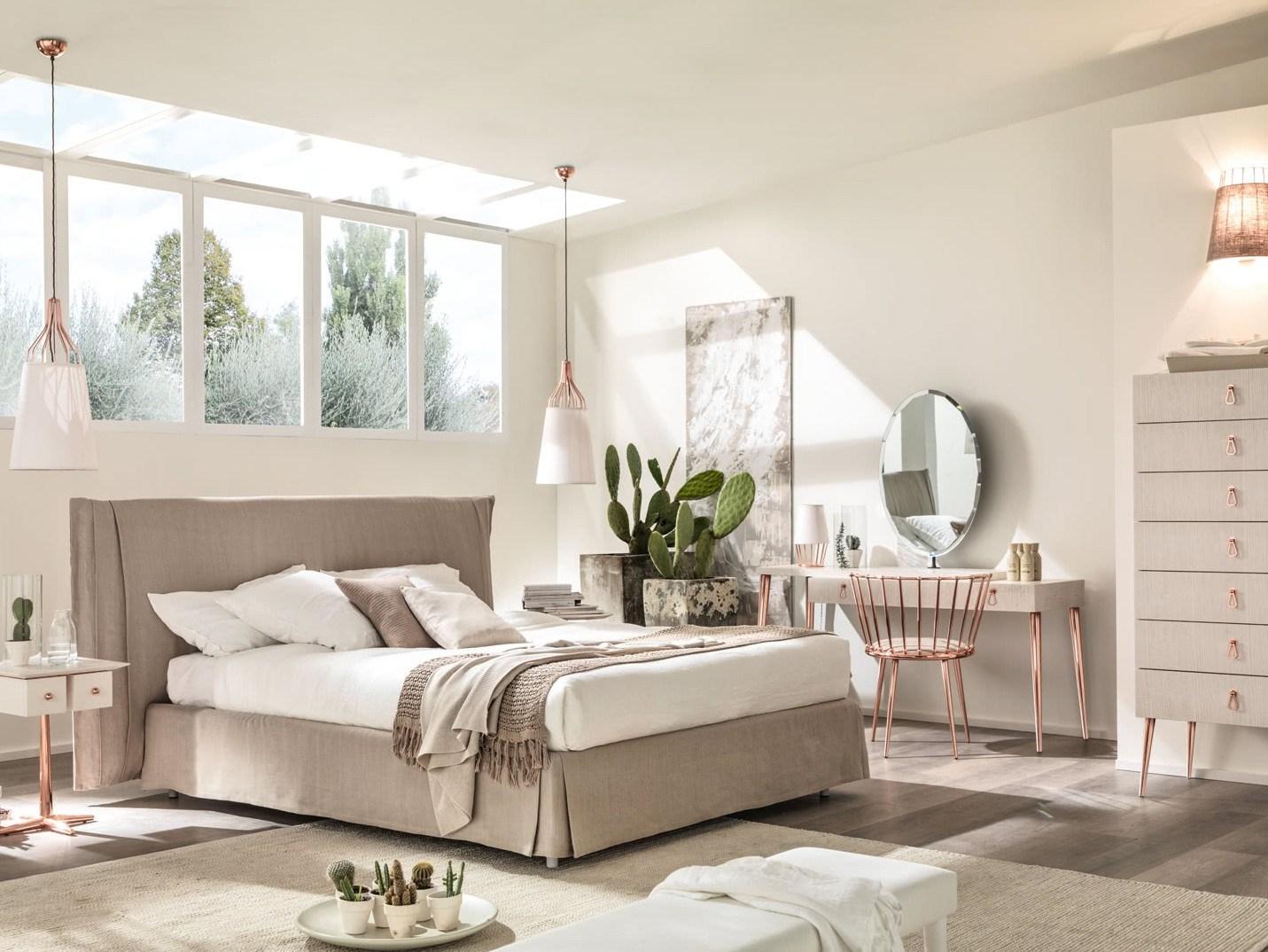 Wooden chest of drawers | City by Cantori