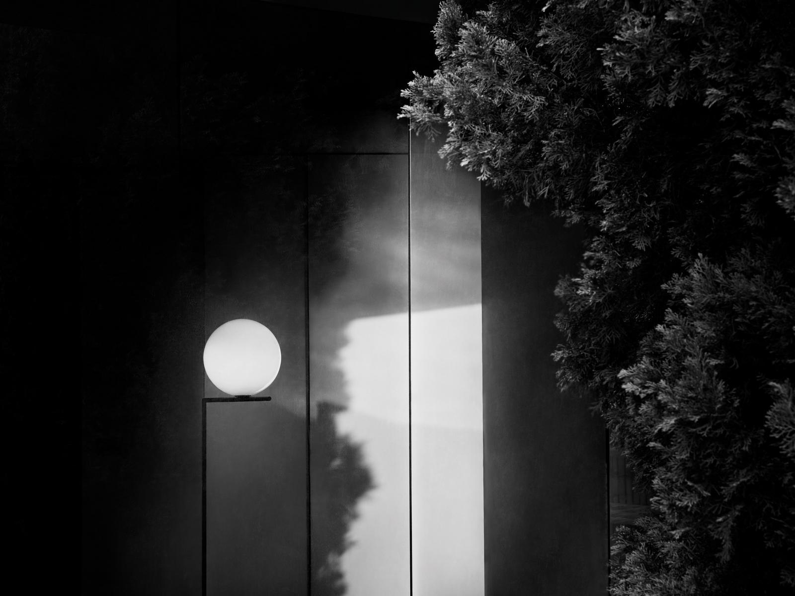 LED floor lamp | Ic Lights F2 Outdoor by Flos