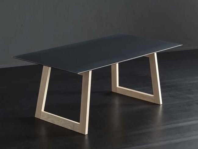 Rectangular iron dining table | Detroit + Flat by Altacorte