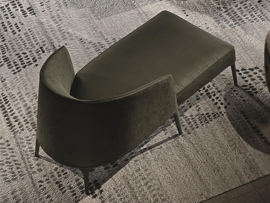 Fabric day bed | Jackie Longue by Frigerio