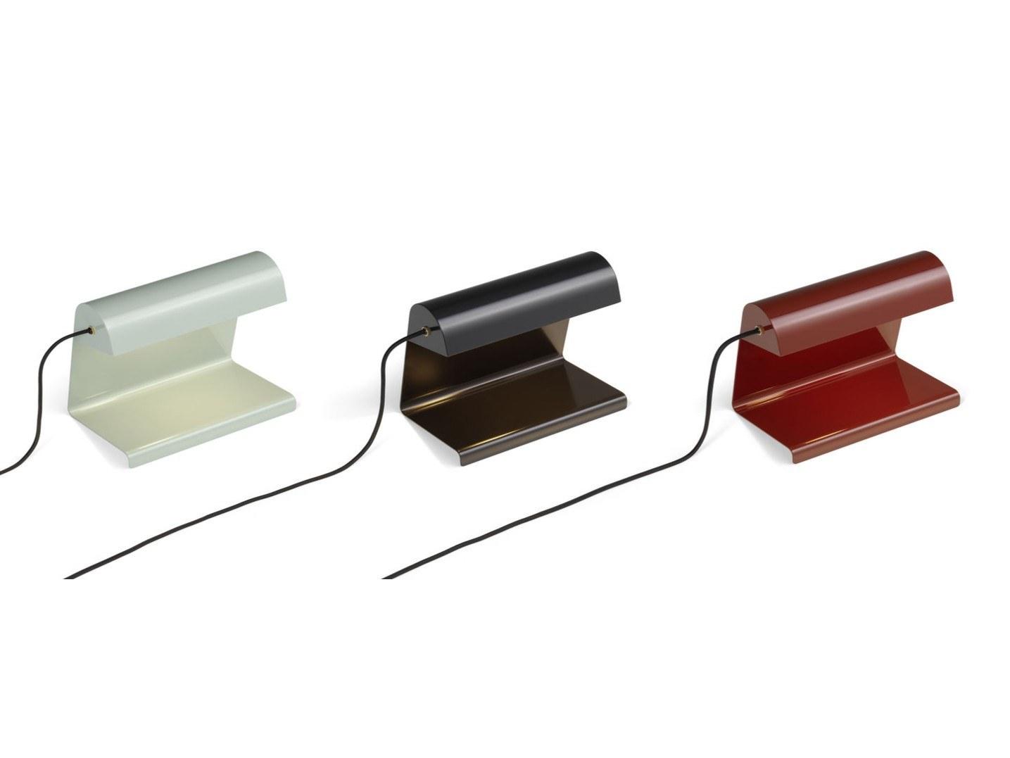 LED plate table lamp | Lampe De Bureau by Vitra