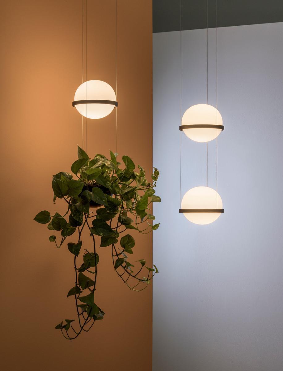 LED blown glass pendant lamp | Palma by Vibia