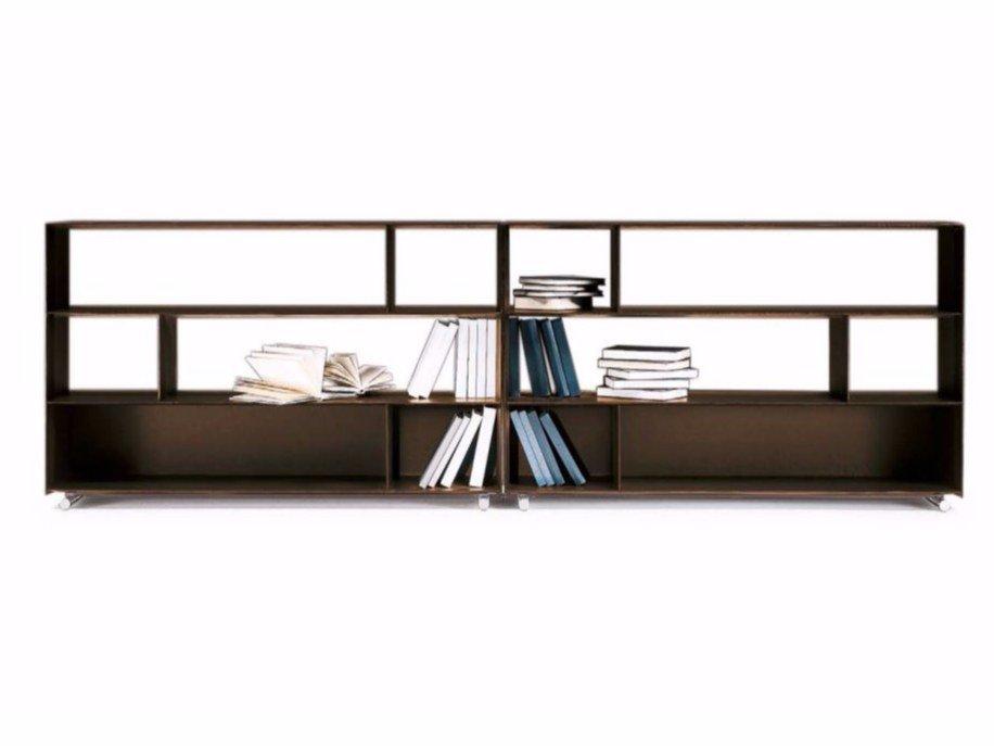 Open metal bookcase | Groundpiece by Flexform