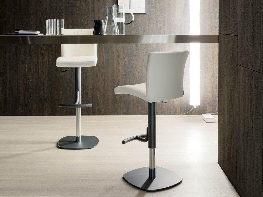 Upholstered leather stool with gas lift | Emy by Ozzio Italia